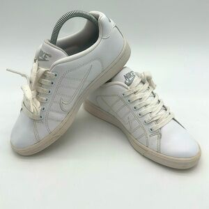 Nike Court Tradition 2 Womens Size 7.5 White Athletic Shoes Sneakers 315161-111